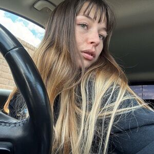 Meet your Posher, Fallon